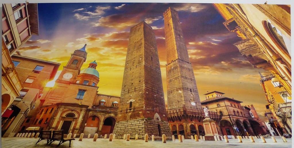 Montebello House Bologna Bagian luar foto